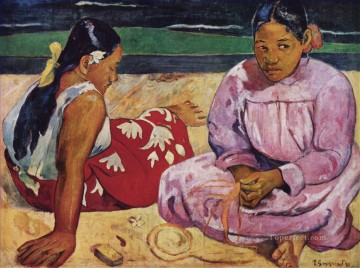 ポール・ゴーギャン Painting - ビーチにいるタヒチの女性たち ポスト印象派 原始主義 ポール・ゴーギャン